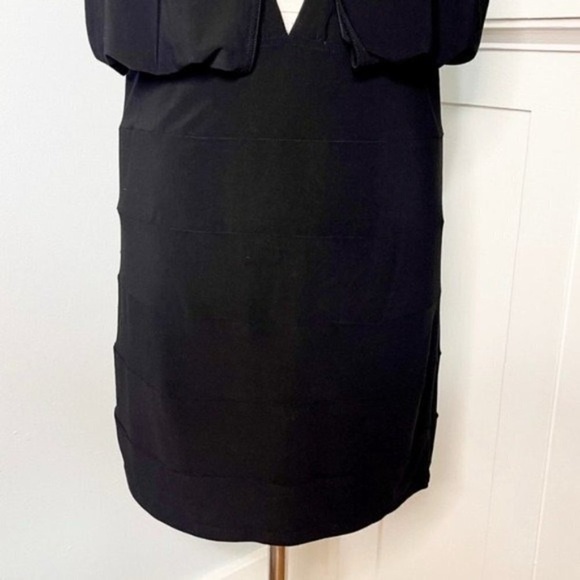 Cachet Black Beaded Neckline Open Back Formal Sheath Dress Medium - Picture 9 of 10